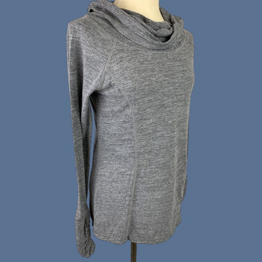 Reebok VINTAGE Reebok Gray Cowl Neck Activewear Top Long Sleeve Thumbholes Shirt Womens Small SS Size S / US 4 / IT 40 - 1 Thumbnail