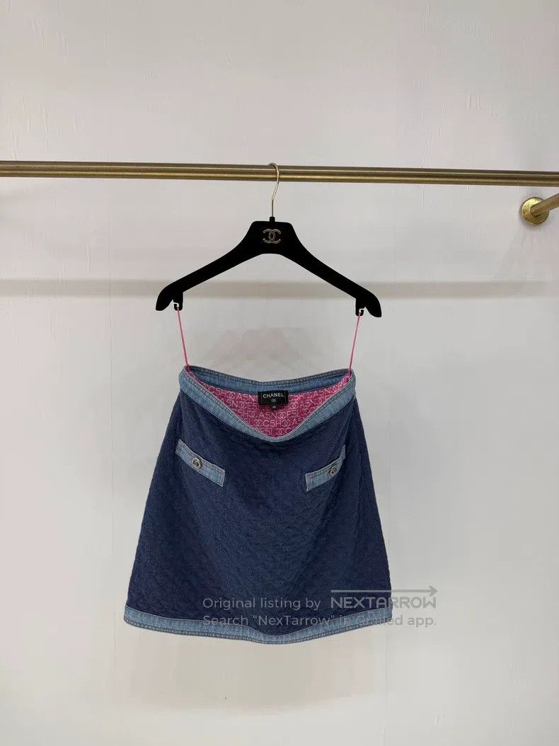 Chanel Chanel 20P two-pocket denim skirt Size 25" / US 0 / IT 36 - 1 Thumbnail