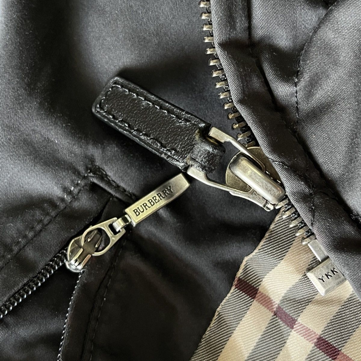 Burberry × Vintage Vintage Burberry London Quilt Jacket Size US M / EU 48-50 / 2 - 19 Thumbnail