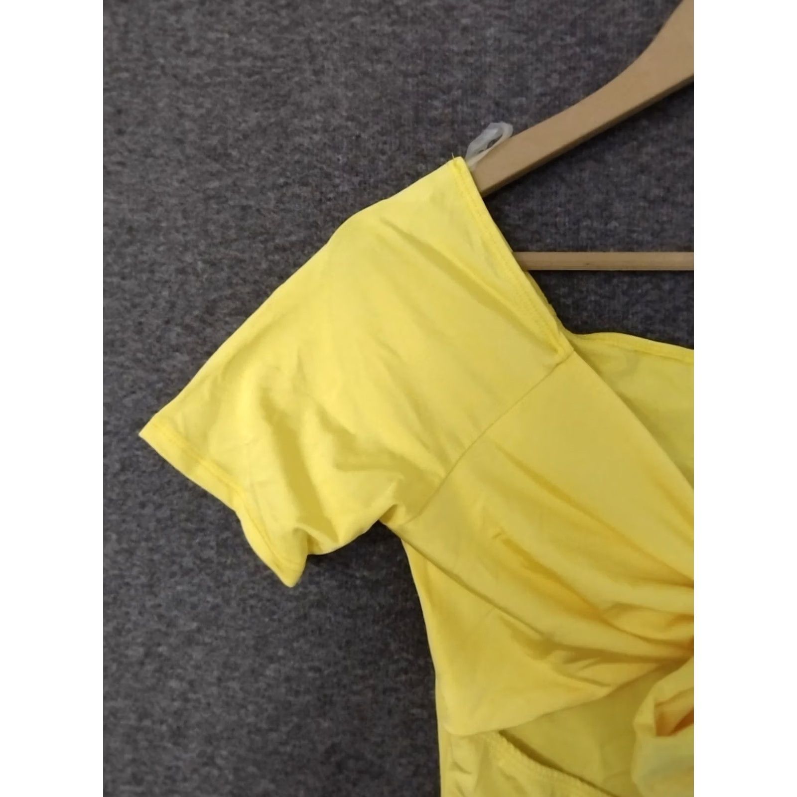 Vintage MAGIA Bodysuit Women Solid Yellow Short Sleeve Open Tummy Tie Front Size L Size L / US 10 / IT 46 - 7 Thumbnail