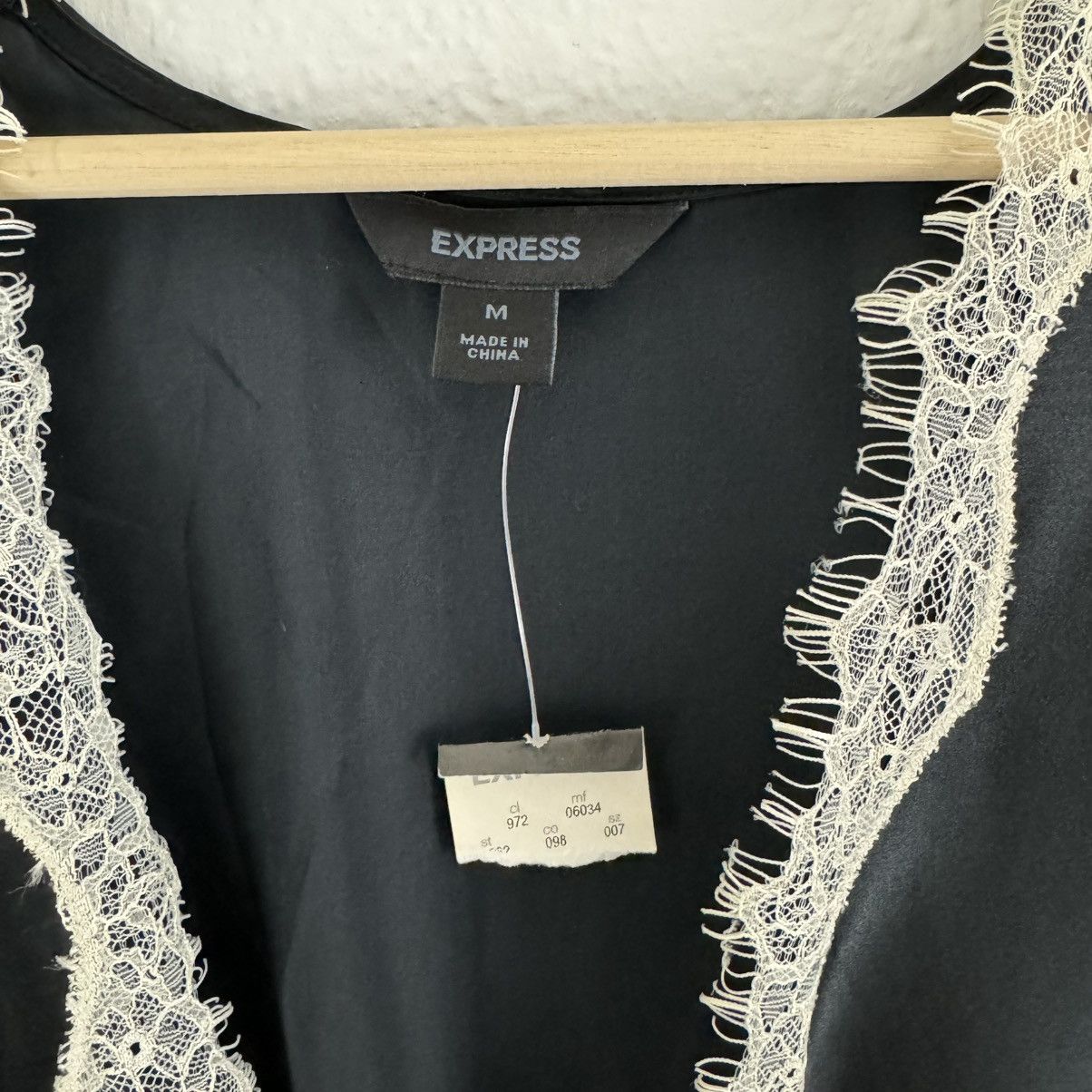 Express EXPRESS Y2K Black Silk White Lace Deep V Neck Blouse Top Size M / US 6-8 / IT 42-44 - 8 Thumbnail