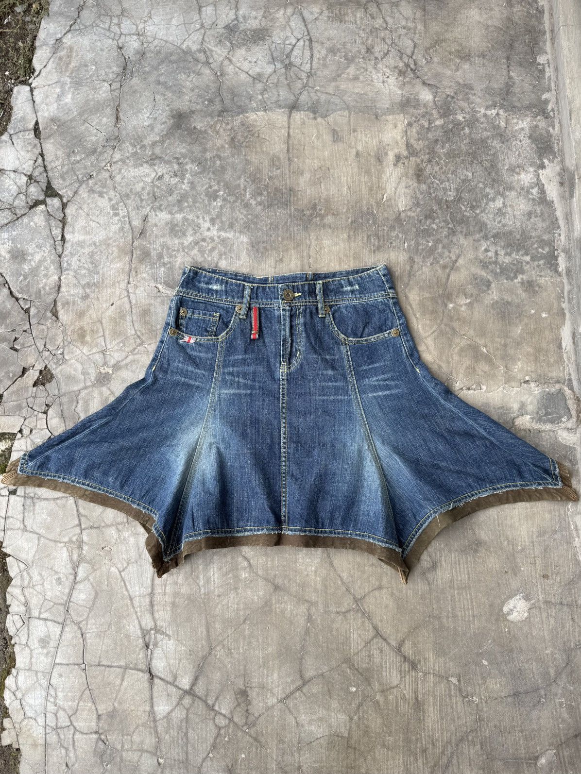 If Six Was Nine Vintage ASK skirt SIZE 27 Asymmetrical Designer Denim Size 30" / US 8 / IT 44 - 1 Thumbnail