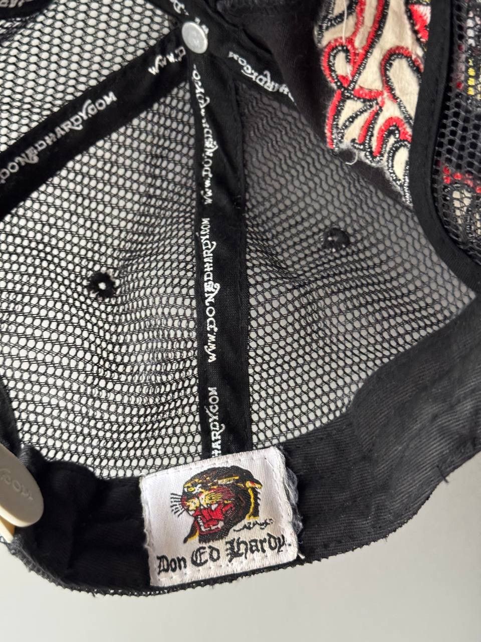 Ed Hardy Vintage Ed Hardy Y2K Skull Cap Hat Trucker Hype Size ONE SIZE - 6 Thumbnail