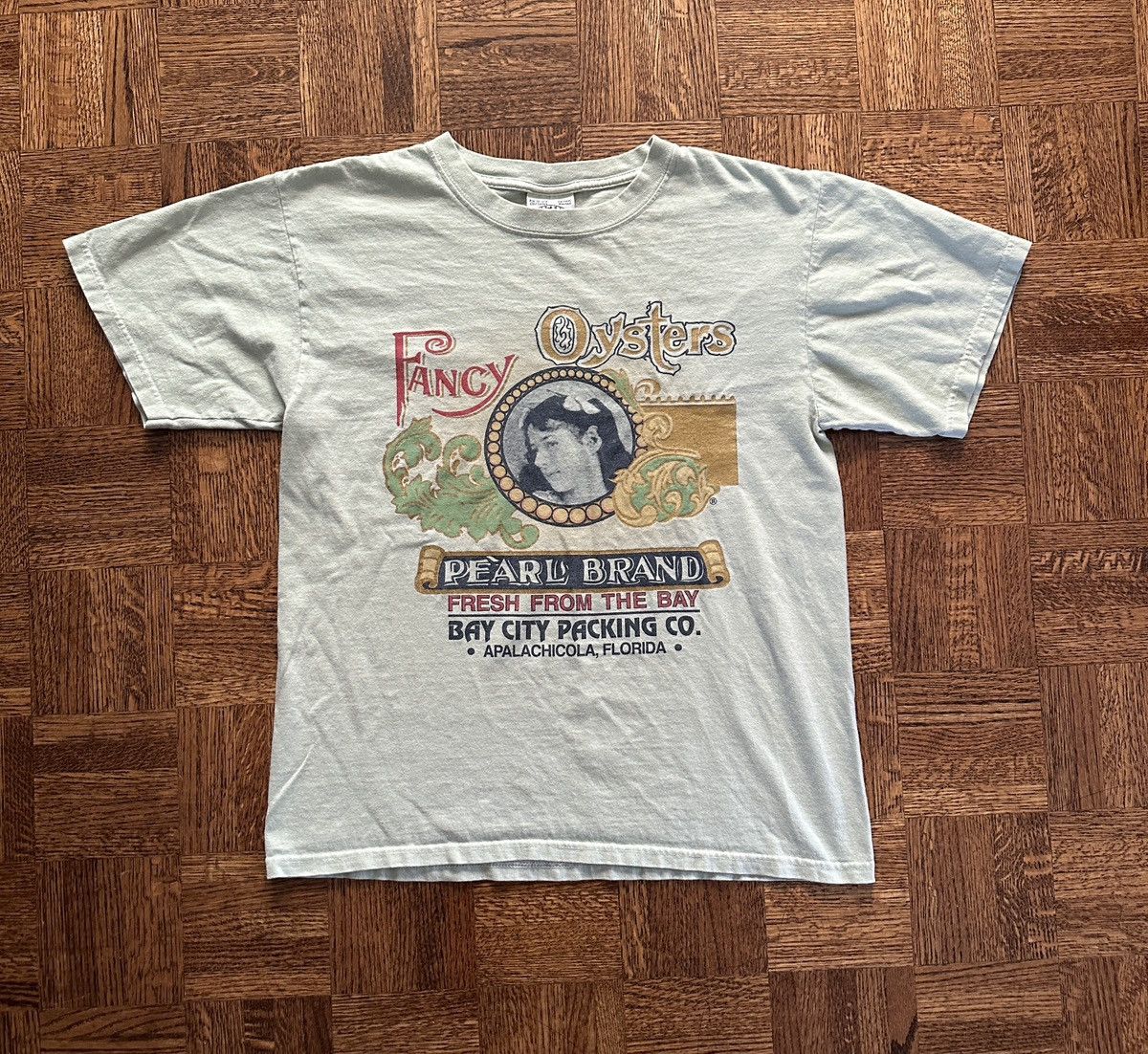 Japanese Brand Vintage Y2K Pearl Brand Fancy Oysters Graphic Tee Shirt Size US M / EU 48-50 / 2 - 2 Thumbnail
