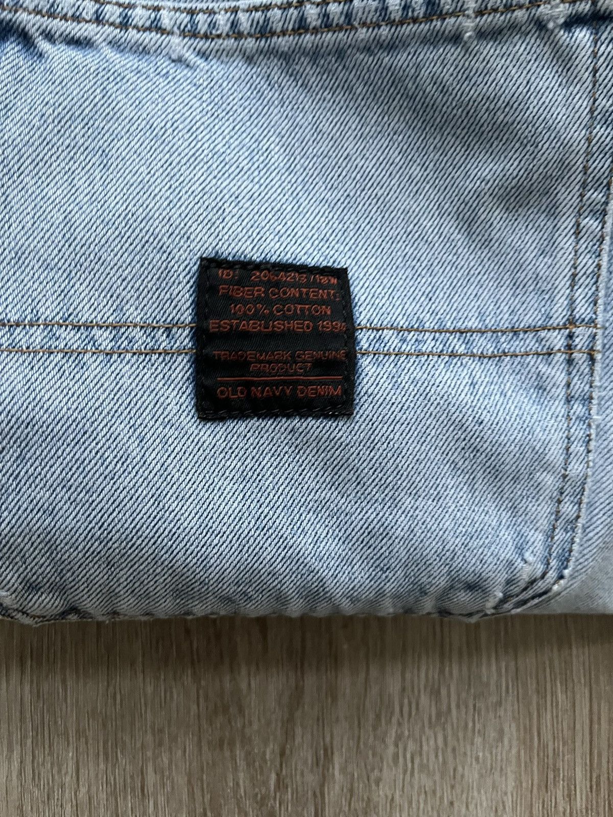 Old Navy Vintage Old Navy Light Wash Jeans Size US 36 / EU 52 - 17 Thumbnail
