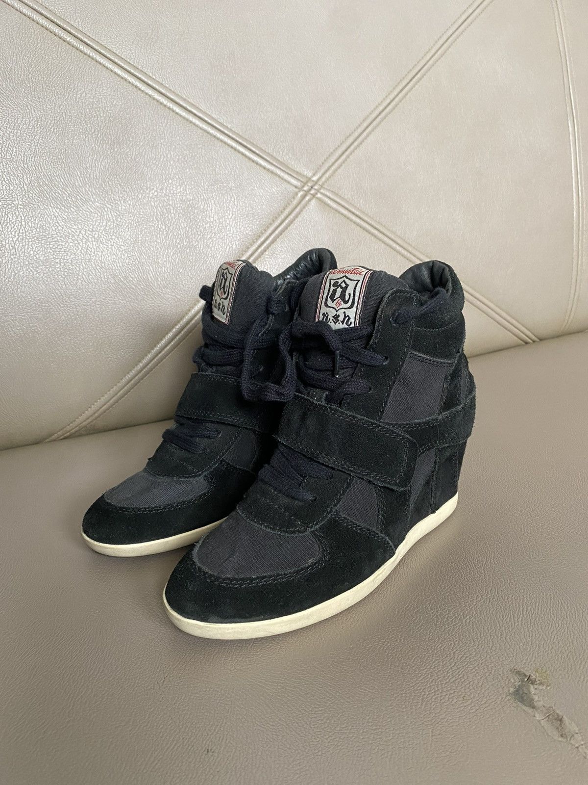 If Six Was Nine Ash strap high top suede sneakers style Size US 7 / IT 37 - 1 Thumbnail