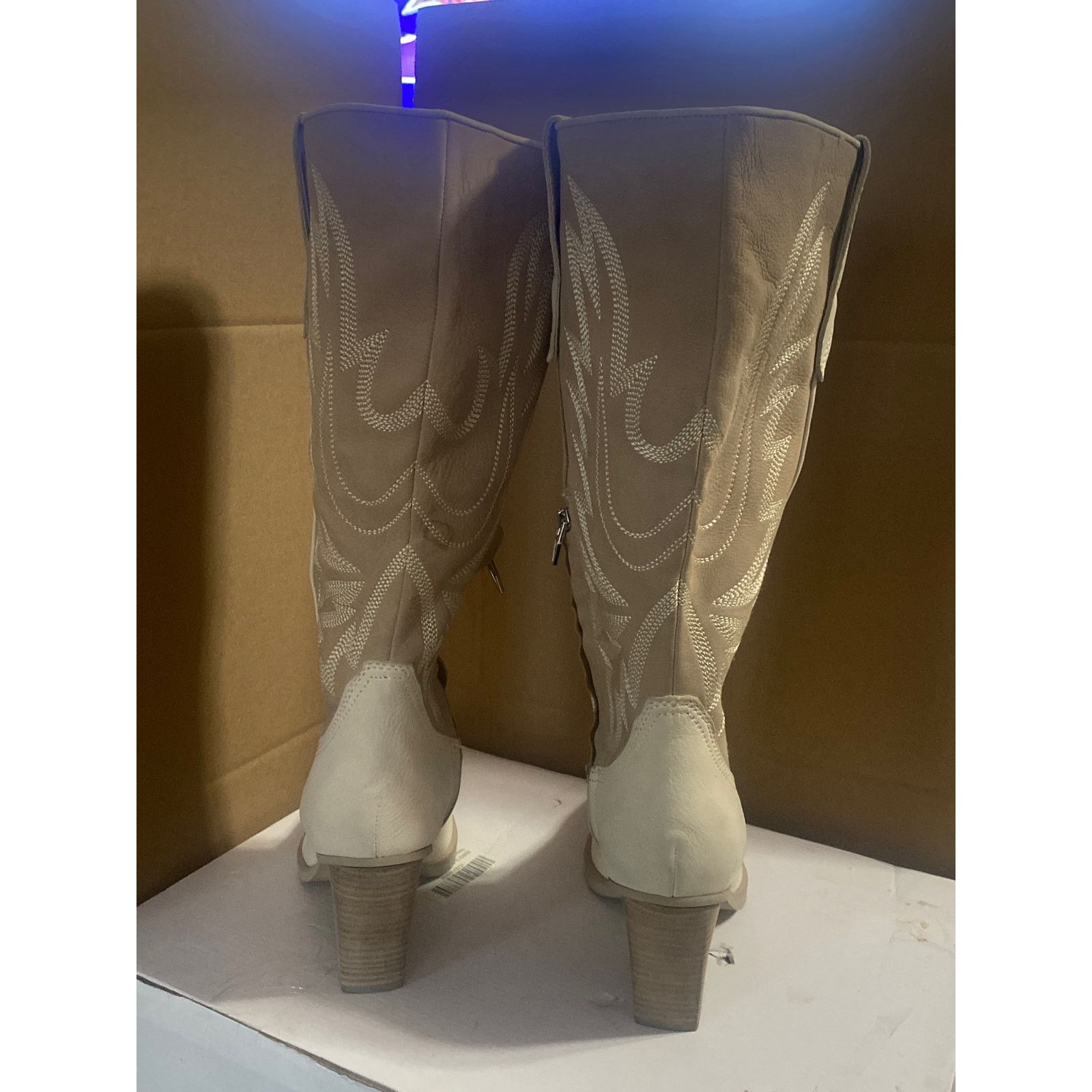 Dolce Vita Dolce Vita Blanch Knee High Western Boot (Women) Size 6M Size US 8 / IT 38 - 5 Thumbnail