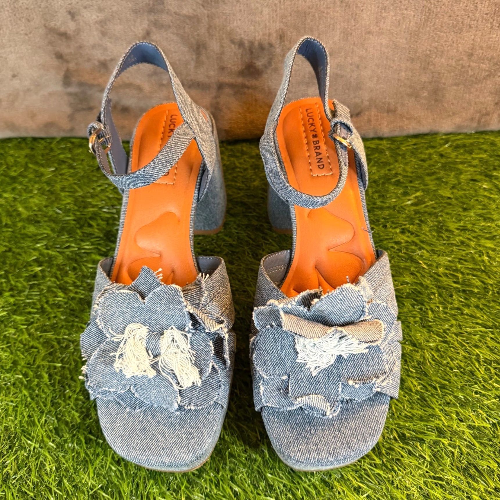 Lucky Brand Lucky Brand Denim Platform Wedge Sandals Womens Size 8.5 Blue Floral Ankle Strap Platform Heels Summer Casual, Party/Cocktail Womens Size US 9 / IT 39 - 3 Thumbnail