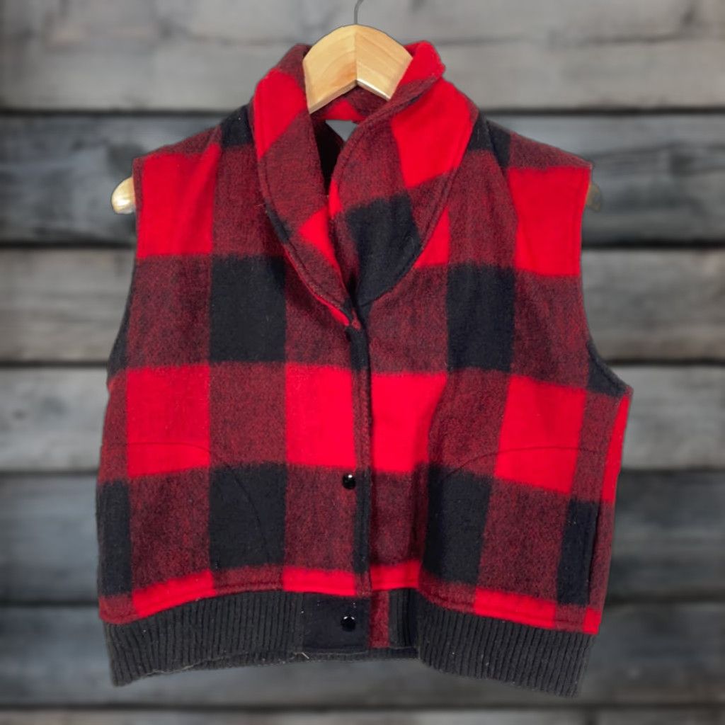 Vintage Woolrich 80s Wool Vest Women's Large Red Black Buffalo Plaid Snap Button USA Tag Wool Vest Size L / US 10 / IT 46 - 1 Thumbnail