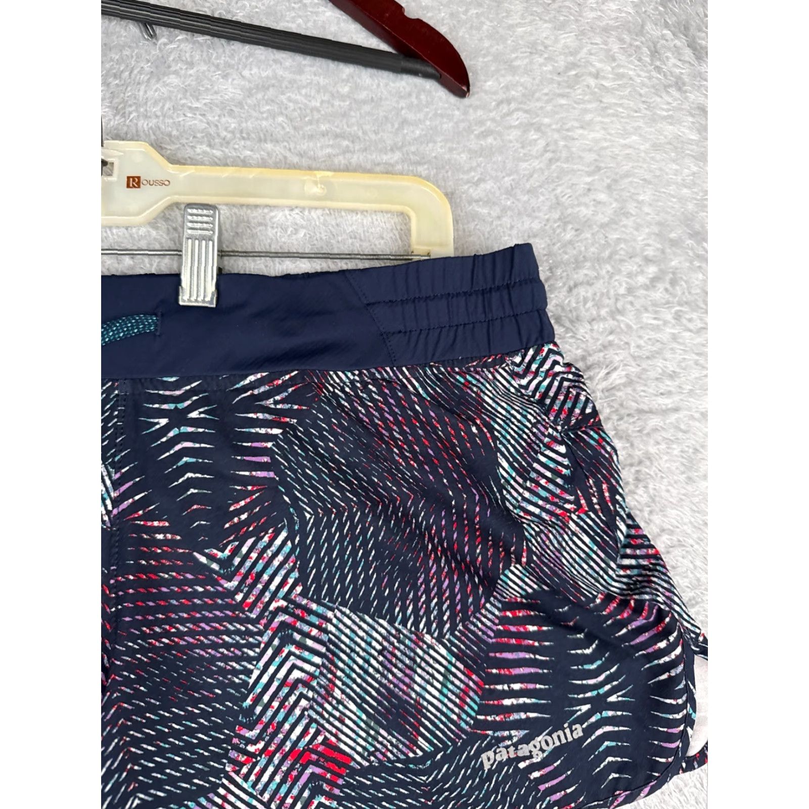 Patagonia Patagonia Shorts Women Medium Blue Nine Trails Shorts 5" Polyester Blend 57622 - Womens, Shorts, Medium, Blue, Polyester Blend, Patagonia, 57622 Size 32" / US 10 / IT 46 - 5 Thumbnail