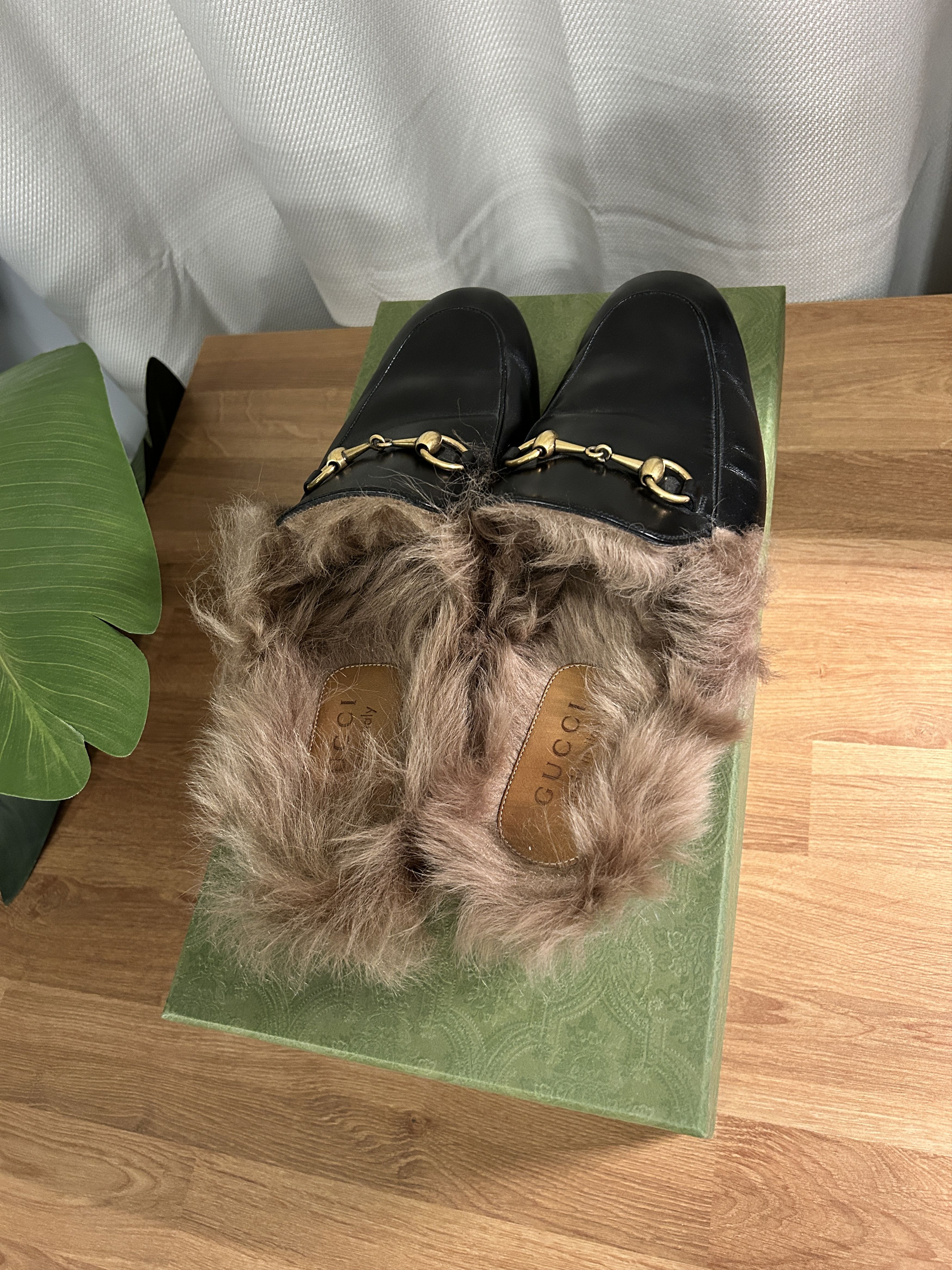 Gucci Gucci Horsebit Princetown Fur Loafers Size US 7 / EU 40 - 6 Thumbnail
