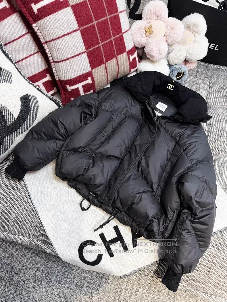 Hermes Hermes Black Collar Goose Down Jacket Size XXS / US 00 / IT 34 - 1 Thumbnail