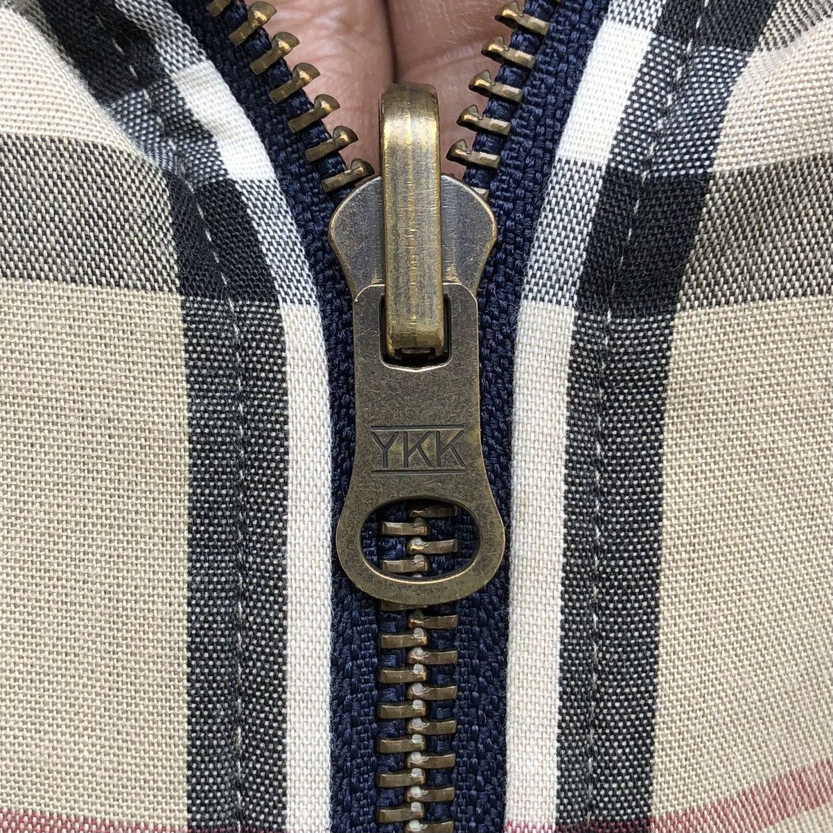 Burberry Vintage Burberrys Checked Reversible Bomber Jacket Size US M / EU 48-50 / 2 - 5 Thumbnail