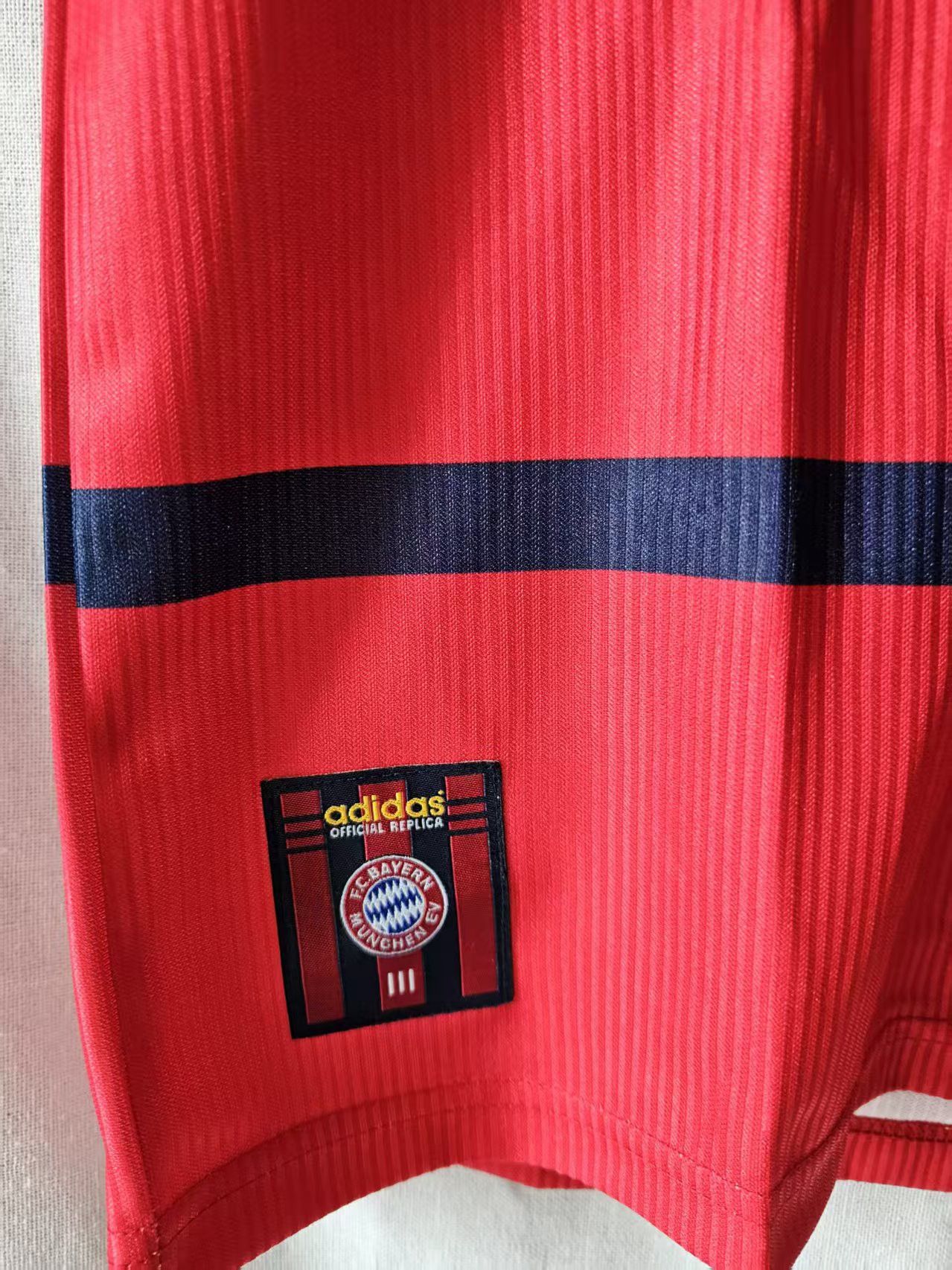 Adidas 1998 2001 Bayern Munich Soccer Jersey Size US XL / EU 56 / 4 - 2 Thumbnail