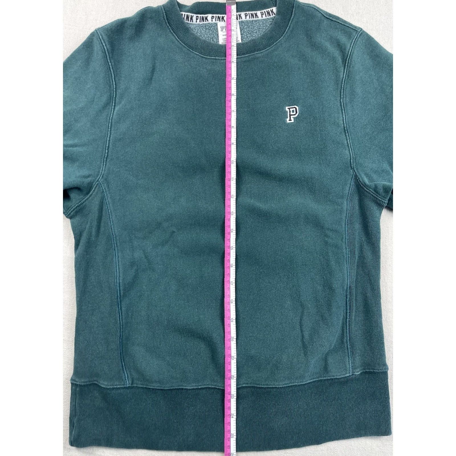 Victoria's Secret VINTAGE Victoria's Secret PINK Sweatshirt Crewneck Pullover Heavy Women’s Sz XS Green Logo Crew Neck Activewear Love Pullover Womens XS Green Size XS / US 0-2 / IT 36-38 - 8 Thumbnail