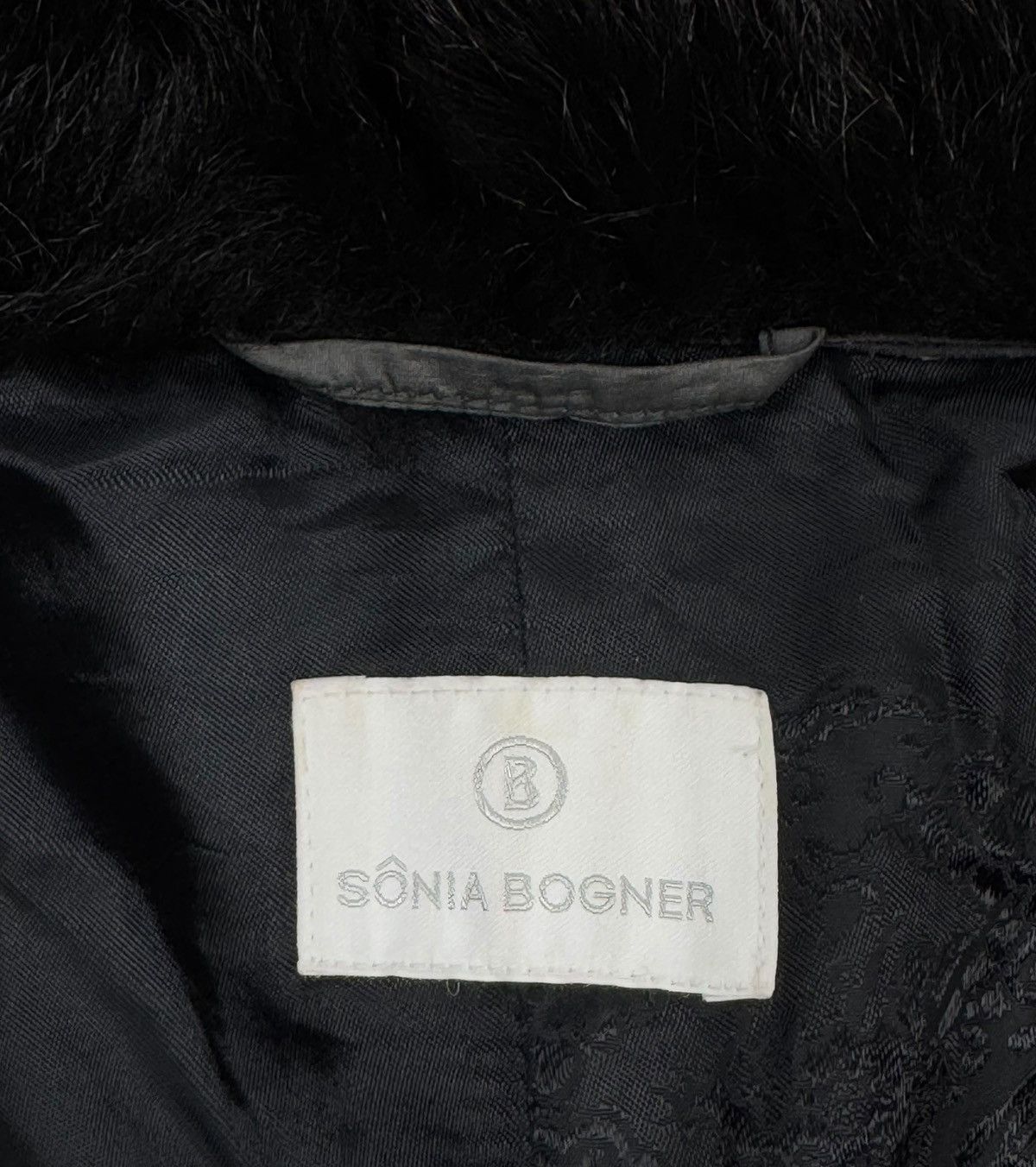 Bogner Sonia Bogner Down Jacket Real Fur Collar Embroidered Flowers Size L / US 10 / IT 46 - 13 Thumbnail