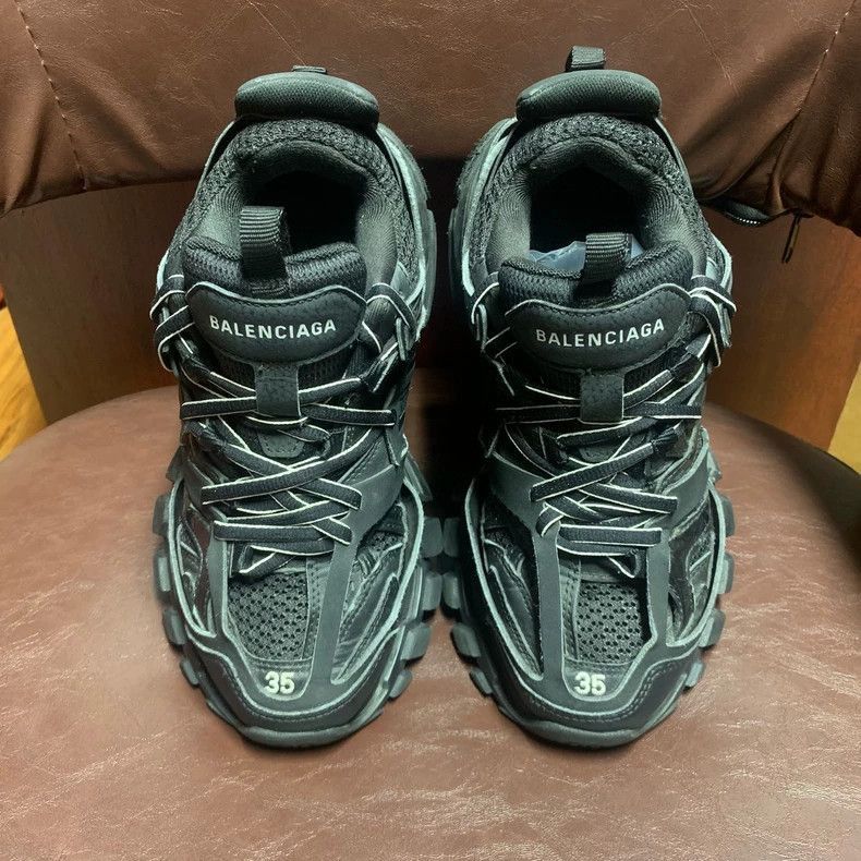 Balenciaga Balenciaga Track Sneakers Size 35 Excellent Condition-2506 Size US 5 / IT 35 - 2 Thumbnail