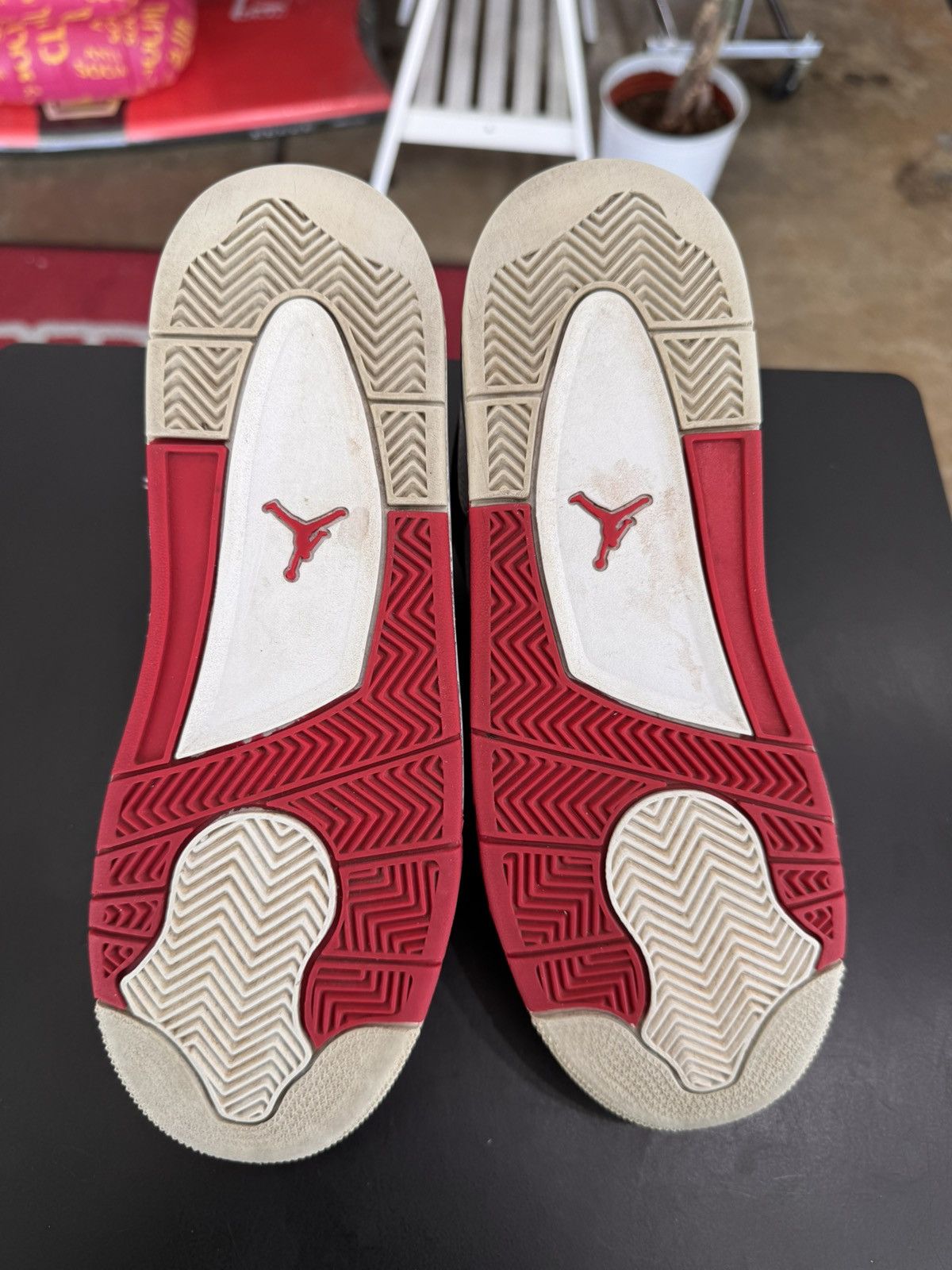 Jordan Brand Air Jordan 4 Fire Red Size 7Y (2012) Size US 7 / EU 40 - 8 Thumbnail