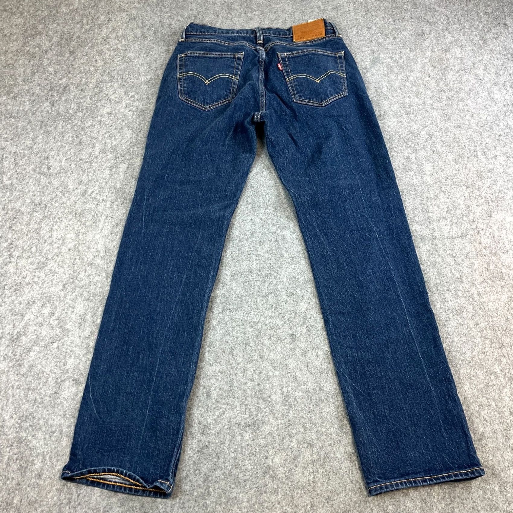 Levi's Levi's Mens Jeans Regular Straight 30 32 Blue Indigo Denim 5-Pocket Design Zip Tabs Vintage No Mens Jeans Regular 30 in Inside Leg 32 in Middle Wash Size US 30 / EU 46 - 2 Thumbnail