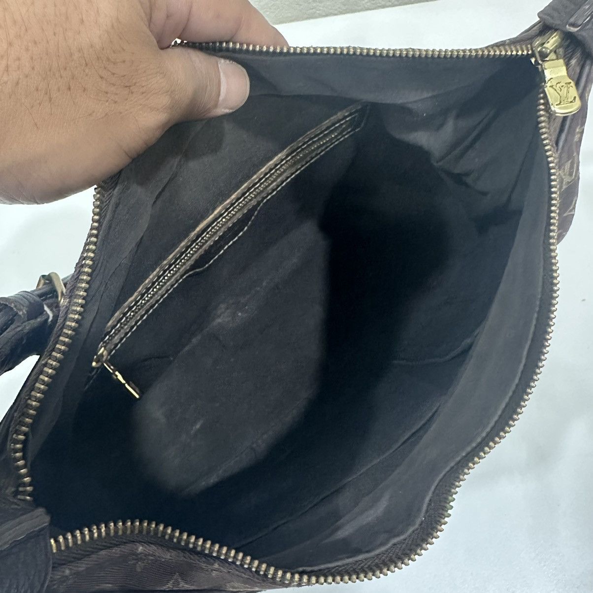 Louis Vuitton ‼️LASTDROP‼️ LOUIS VUITTON MINI LIN BOULOGNE SHOULDER HOBO BAG Size ONE SIZE - 12 Thumbnail