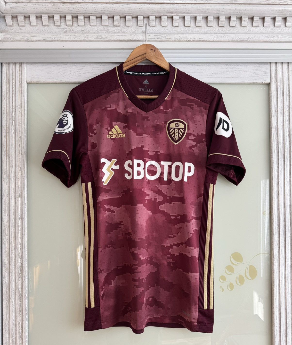Adidas Leeds United 2020-2021 Third Soccer Jersey Football Shirt Size US S / EU 44-46 / 1 - 1 Thumbnail