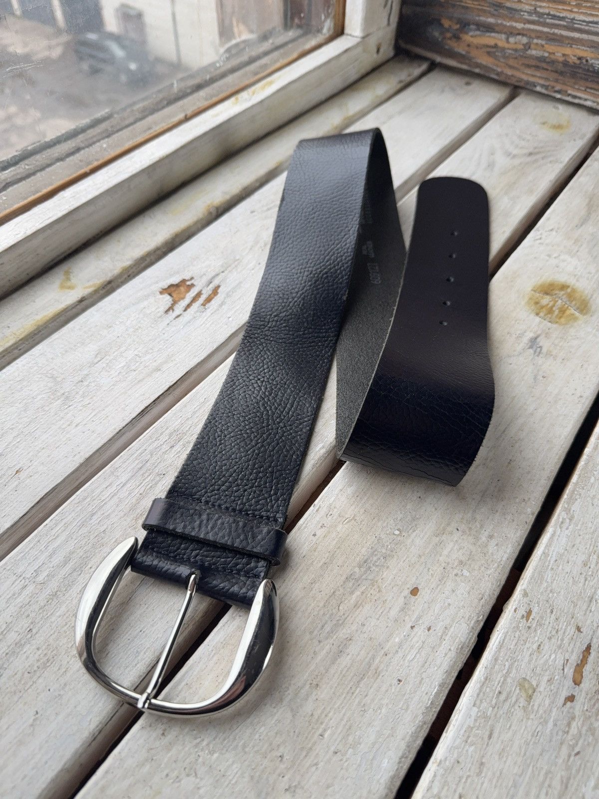 Japanese Brand Baguette Accessoires Navy Leather Belt 95cm Silver Buckle Size ONE SIZE - 1 Thumbnail