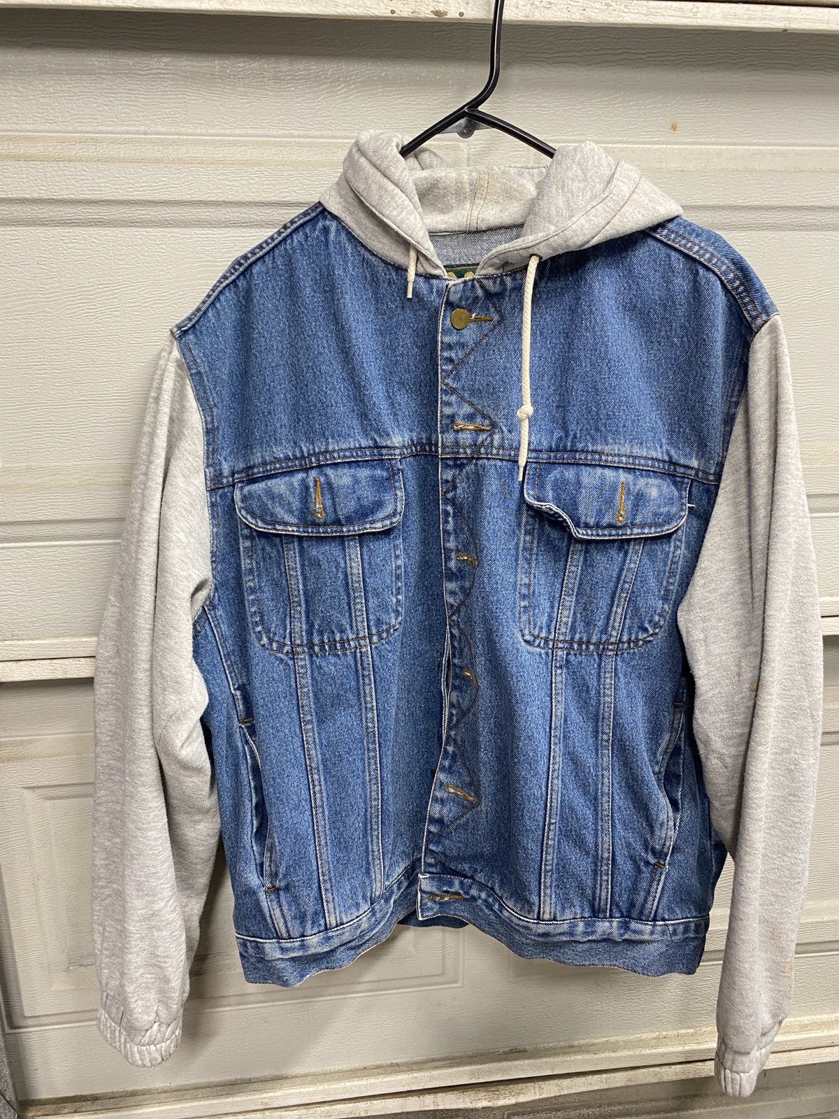 Disney × Vintage Vintage Warner Bros Looney Tunes Denim Varsity Jacket Size US L / EU 52-54 / 3 - 6 Thumbnail