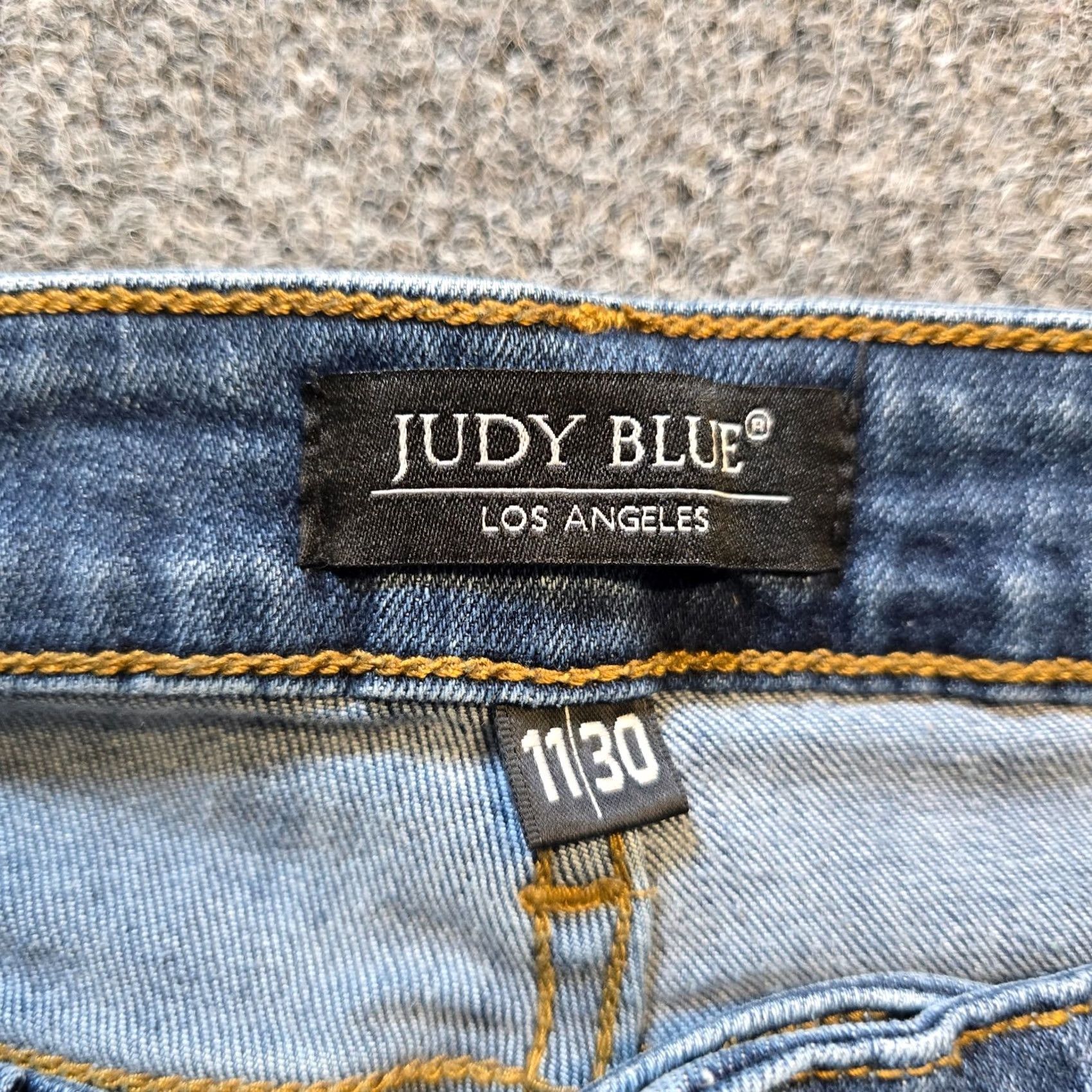 Denime Judy Blue Jeans Women Size 30 Blue Relaxed Crop Jeans 5-Pocket Denim Cotton Polyester Spandex Mid Rise Cropped Stretch Size 30" / US 8 / IT 44 - 4 Thumbnail