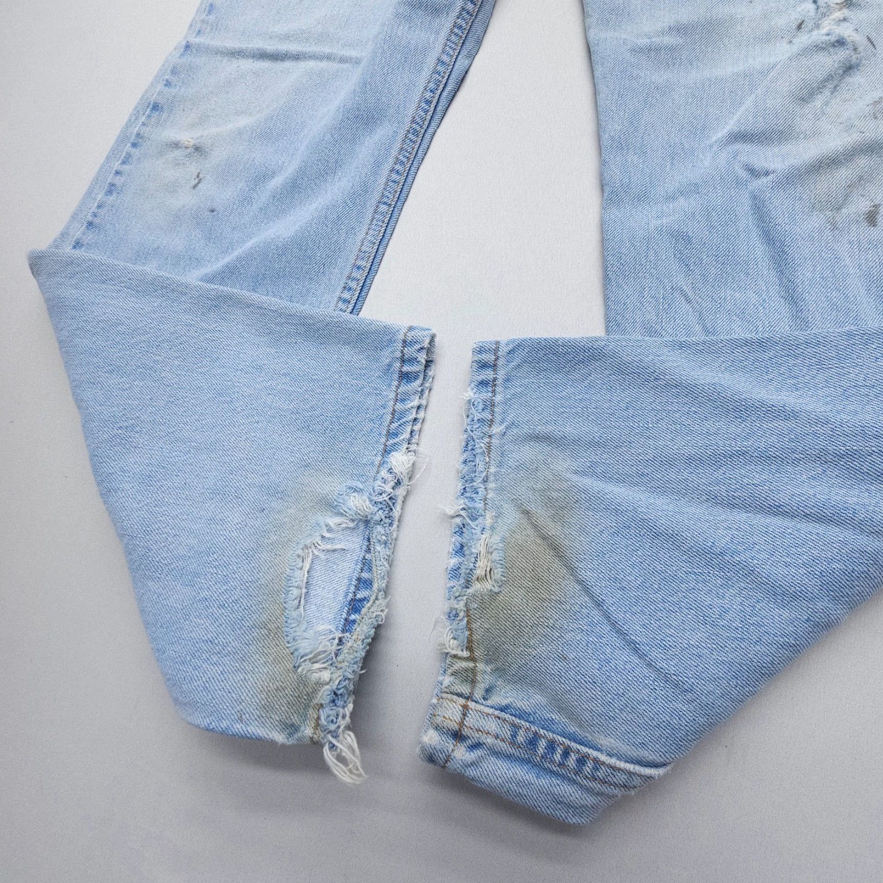 Levi's Vtg Levi's 505 Straight Leg Jeans Mens 36 x 30 Blue Distressed 2000s Denim Jeans Regular Mens Blue 505 Straight Leg Levi's Vintage Size US 36 / EU 52 - 6 Thumbnail