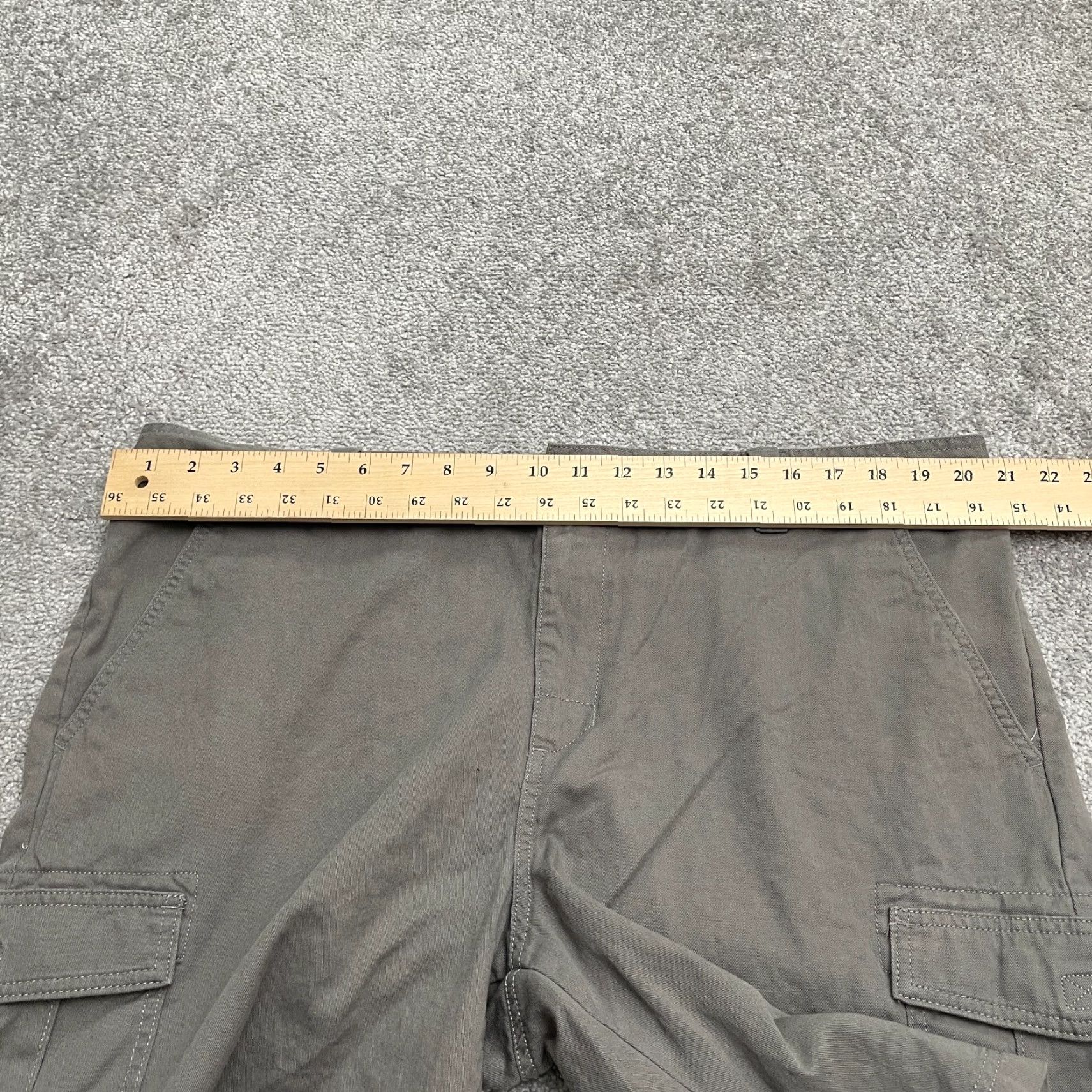 Vintage Columbia Cargo Shorts Mens 40x10 Brown Cotton 100% Casual Outdoor Pockets Swim? (Oops) Size US 40 / EU 56 - 7 Thumbnail