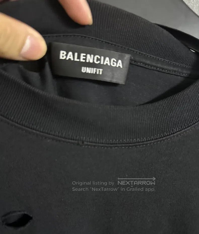 Balenciaga Balenciaga Distressed Short Sleeve T-Shirt Size US L / EU 52-54 / 3 - 3 Thumbnail