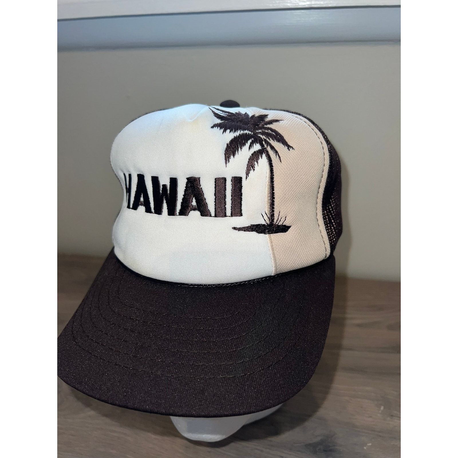 Vintage vintage Hawaii Palm Trees White Brown Hat Headwear vTG OS Size ONE SIZE - 3 Thumbnail