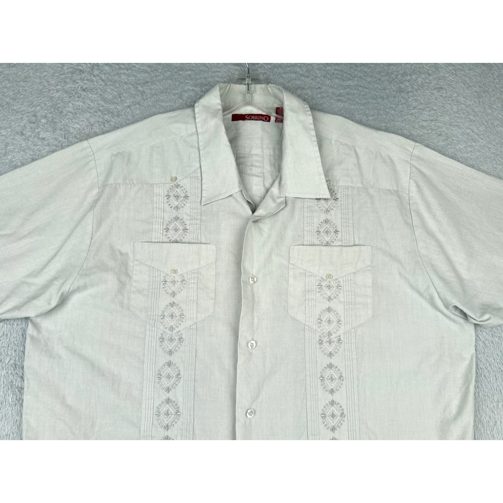 Vintage Sobrino Shirt Button-Up Adult XL Gray Polyester Blend 4 Pocket Collared Short Sleeve 48 in Chest Regular Mens Designer Vintage No Size US XL / EU 56 / 4 - 4 Thumbnail