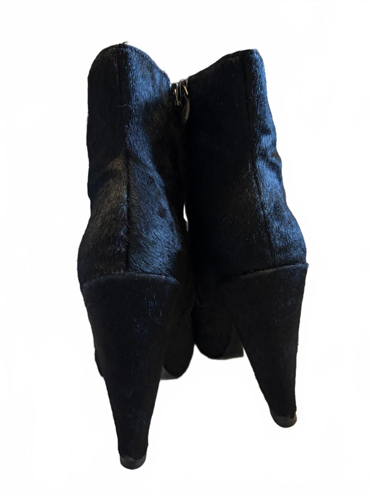 Theory Theory Debra Ponyhair Black Women's Heeled Boots sz 39 Size US 8.5 / IT 38.5 - 4 Thumbnail