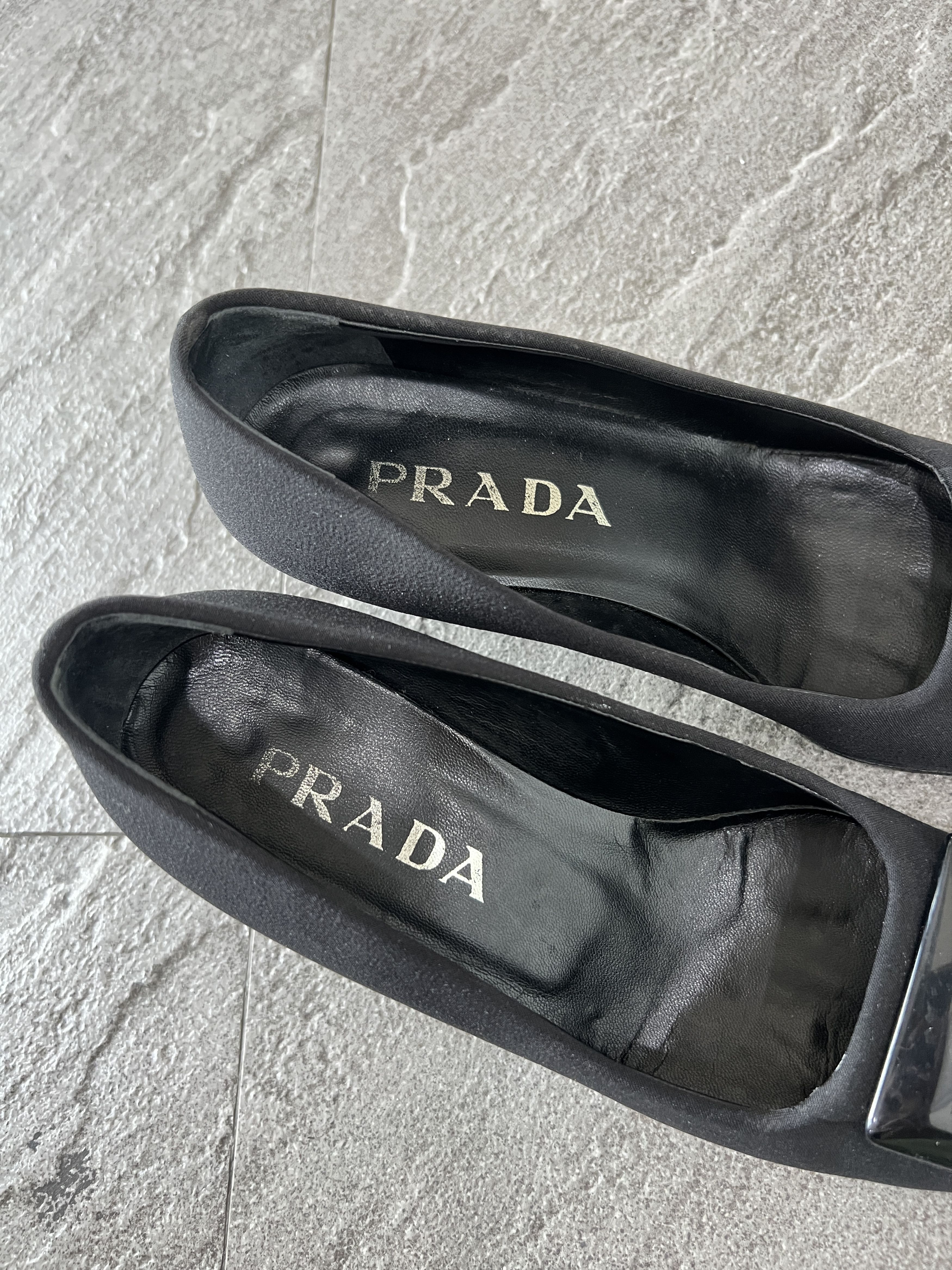 Prada Prada Black Satin Pumps Square Toe Logo Heels EU35 Size US 5 / IT 35 - 7 Thumbnail