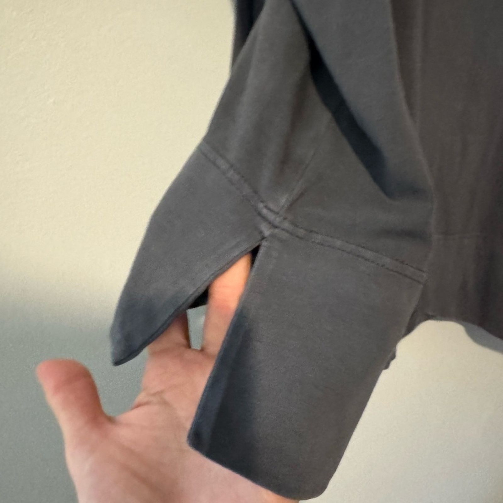 Other ISCHIKO long sleeve gray knit top size 1 = size medium Size M / US 6-8 / IT 42-44 - 9 Thumbnail