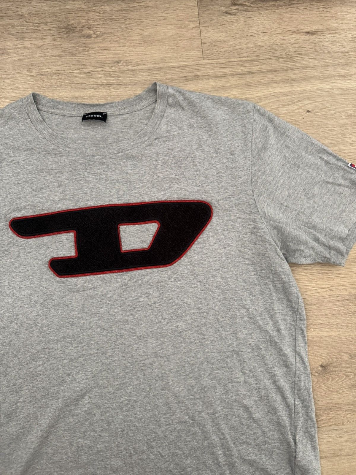 Diesel × Vintage Diesel D Patch big Logo T-Shirt grey size XL Size US XL / EU 56 / 4 - 2 Thumbnail