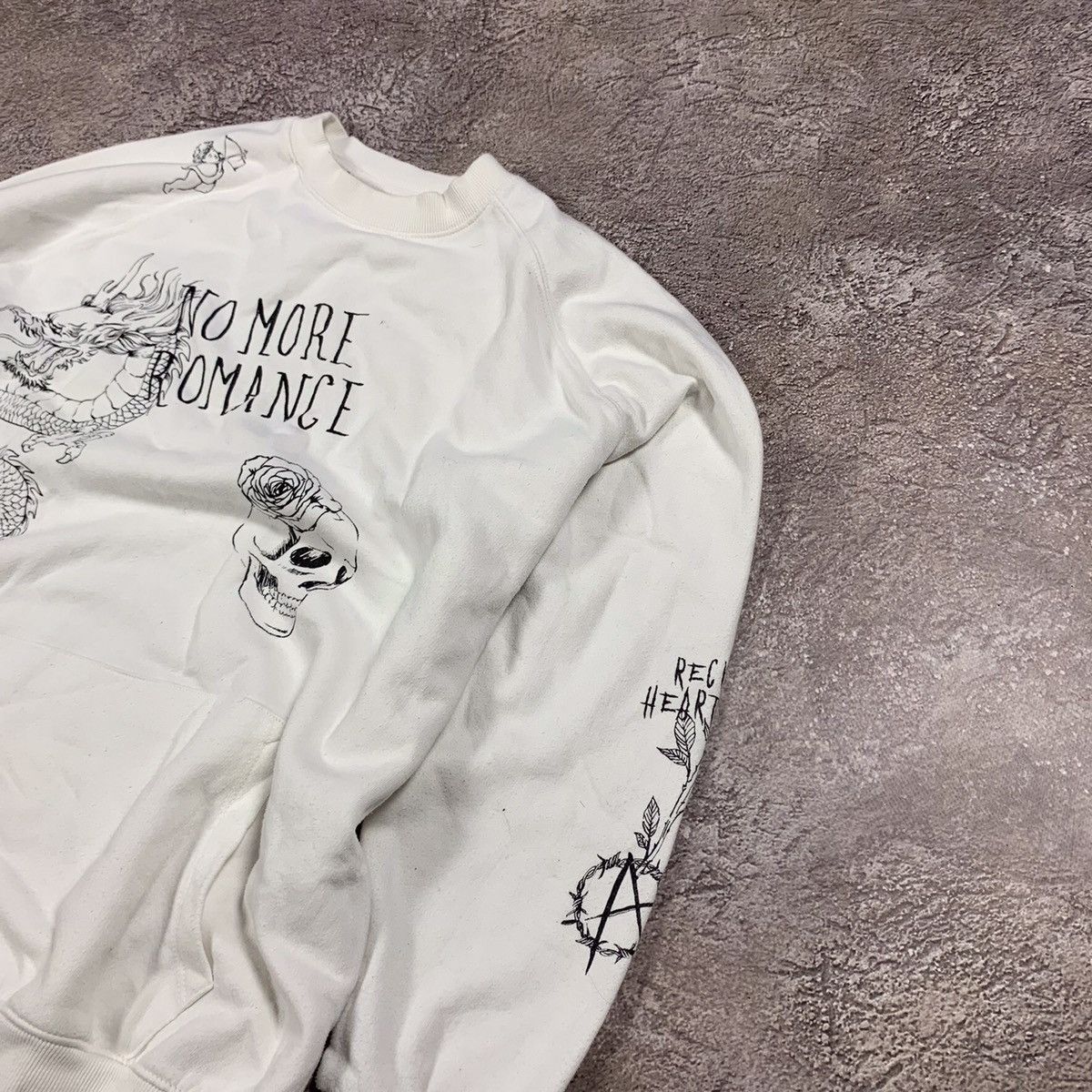 Vintage Vintage Y2K Japanese Sweatshirt No More Romance Streetwear L Size US L / EU 52-54 / 3 - 4 Thumbnail