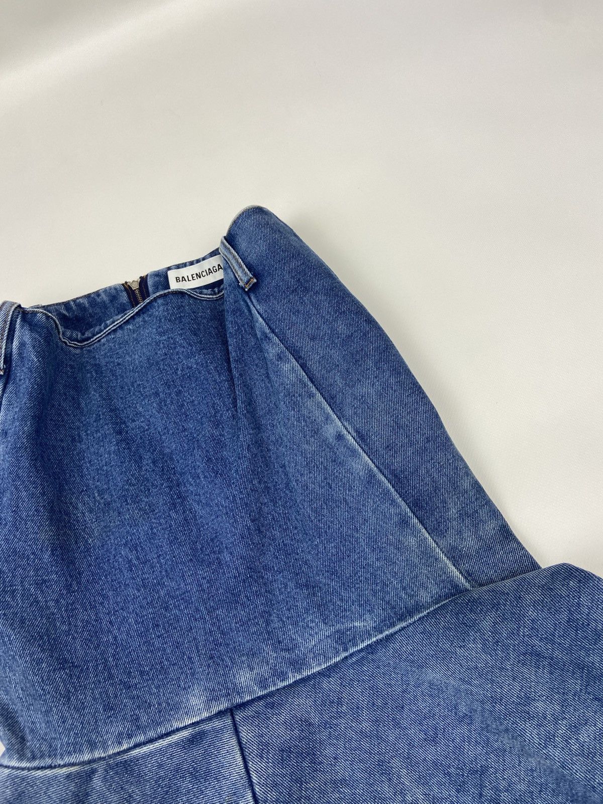 Balenciaga BALENCIAGA GODET PEPLUM-STYLE DENIM KNEE LENGHT SKIRT SZ 38 Size 26" / US 2 / IT 38 - 18 Thumbnail