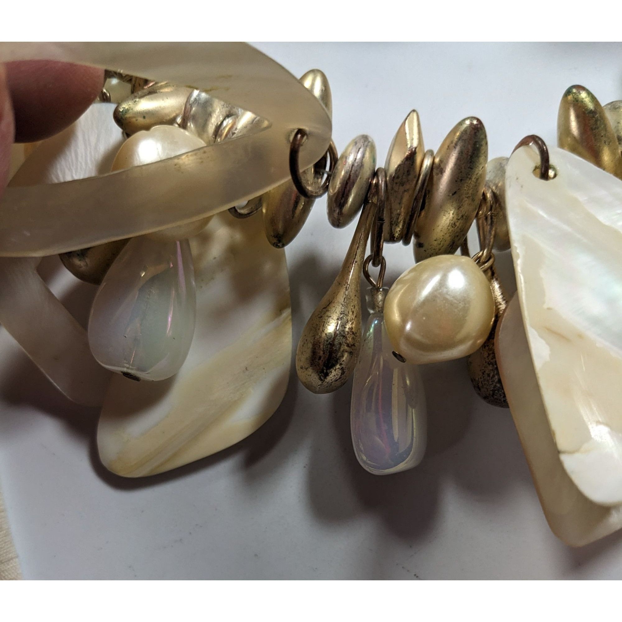 Chicos Chico's Vintage Mermaidcore Glam Shell And Gold Tone Chunky Size ONE SIZE - 6 Thumbnail