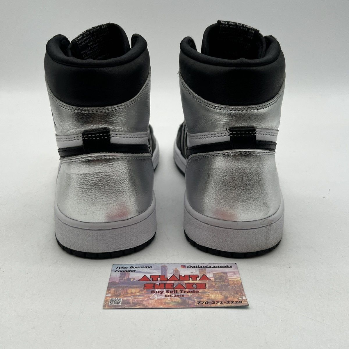 Jordan Brand Wmns air Jordan 1 high silver toe Size US 10 / IT 40 - 3 Thumbnail