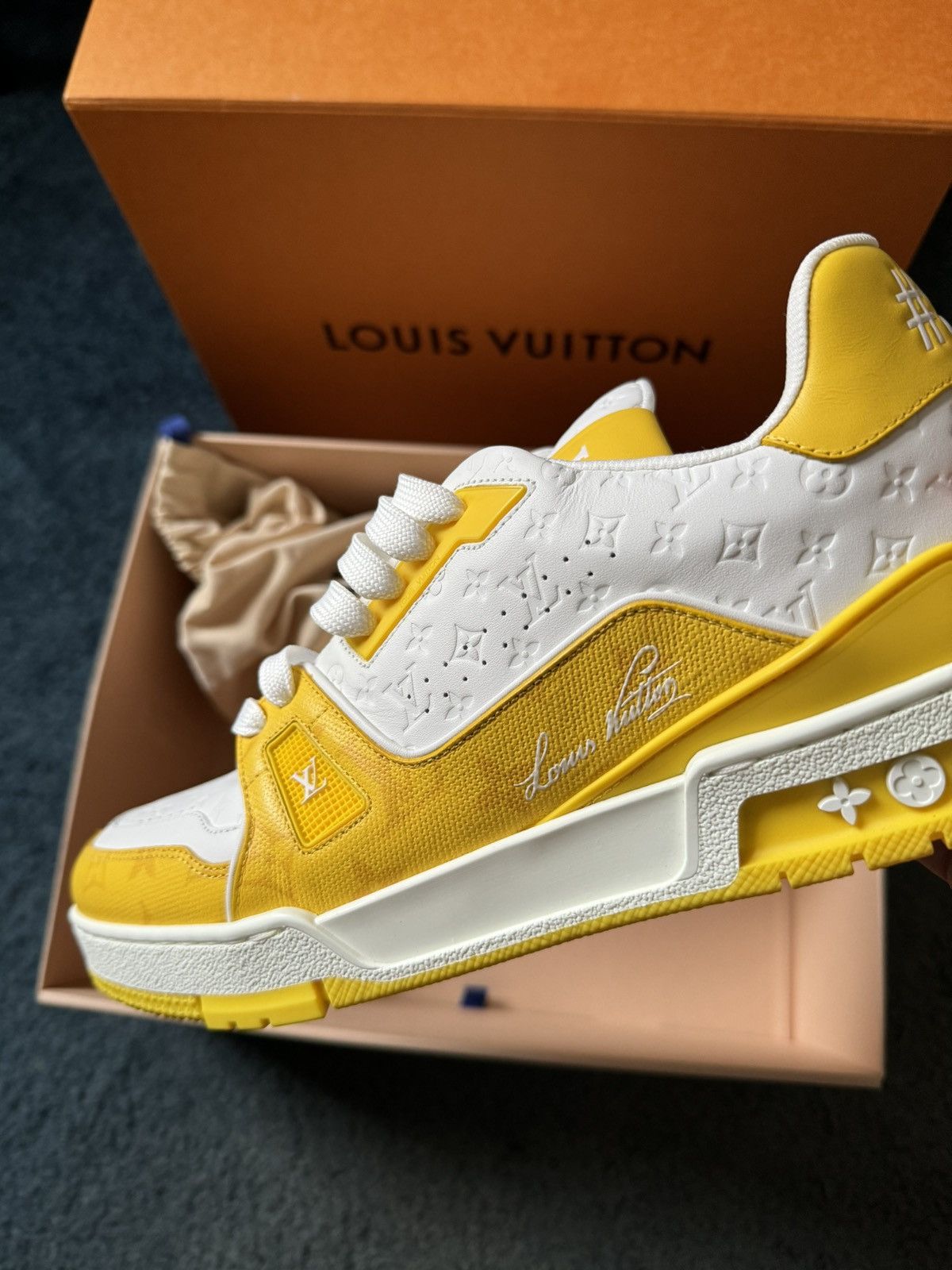 Louis Vuitton Louis Vuitton Trainer White Yellow Monogram Size US 10 / EU 43 - 1 Thumbnail