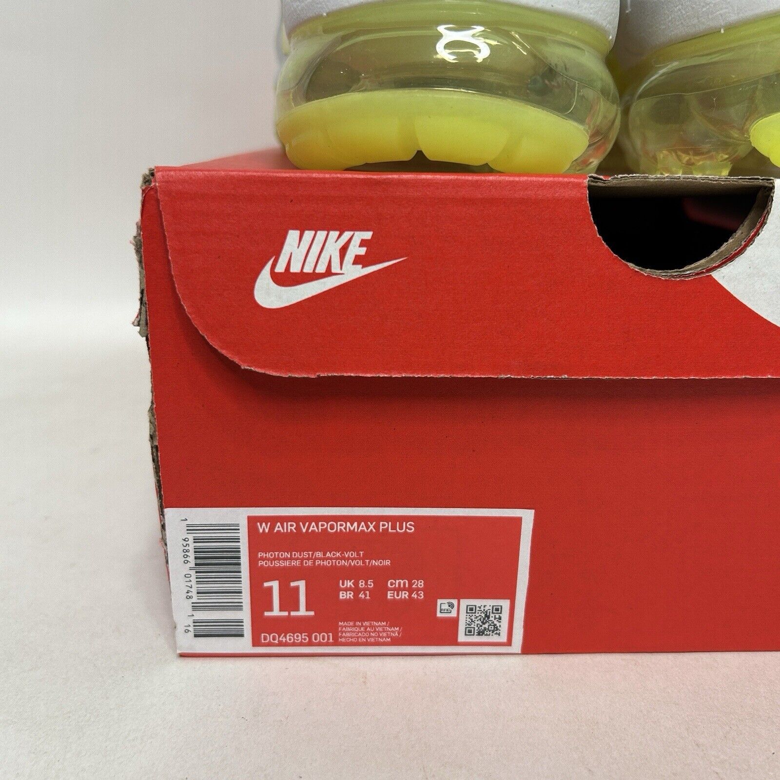 Nike Nike Air Vapormax Plus WMNS “Photon Dust Volt” 2024 Size US 11 / IT 41 - 5 Thumbnail