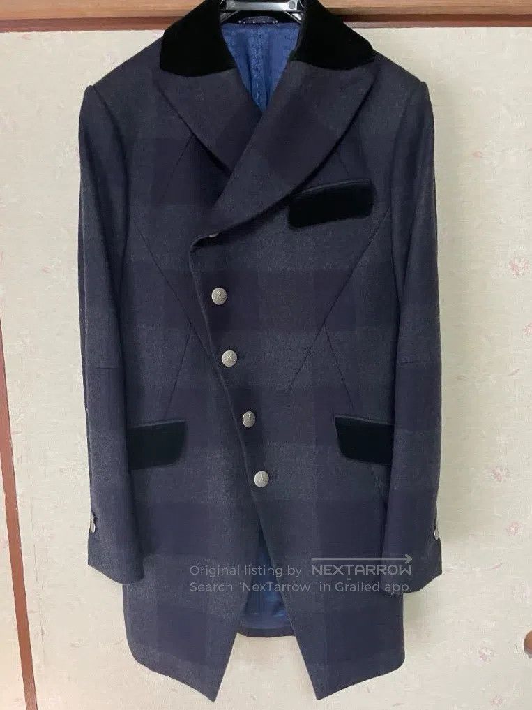 Vivienne Westwood Plaid Silver Buckle Velvet Collar Design