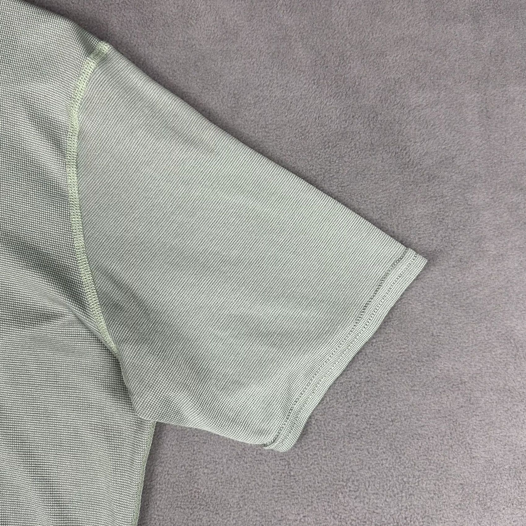 Patagonia VINTAGE Patagonia Capilene Shirt Mens Medium Green Crew Neck Stretch Made In USA Size US M / EU 48-50 / 2 - 6 Thumbnail