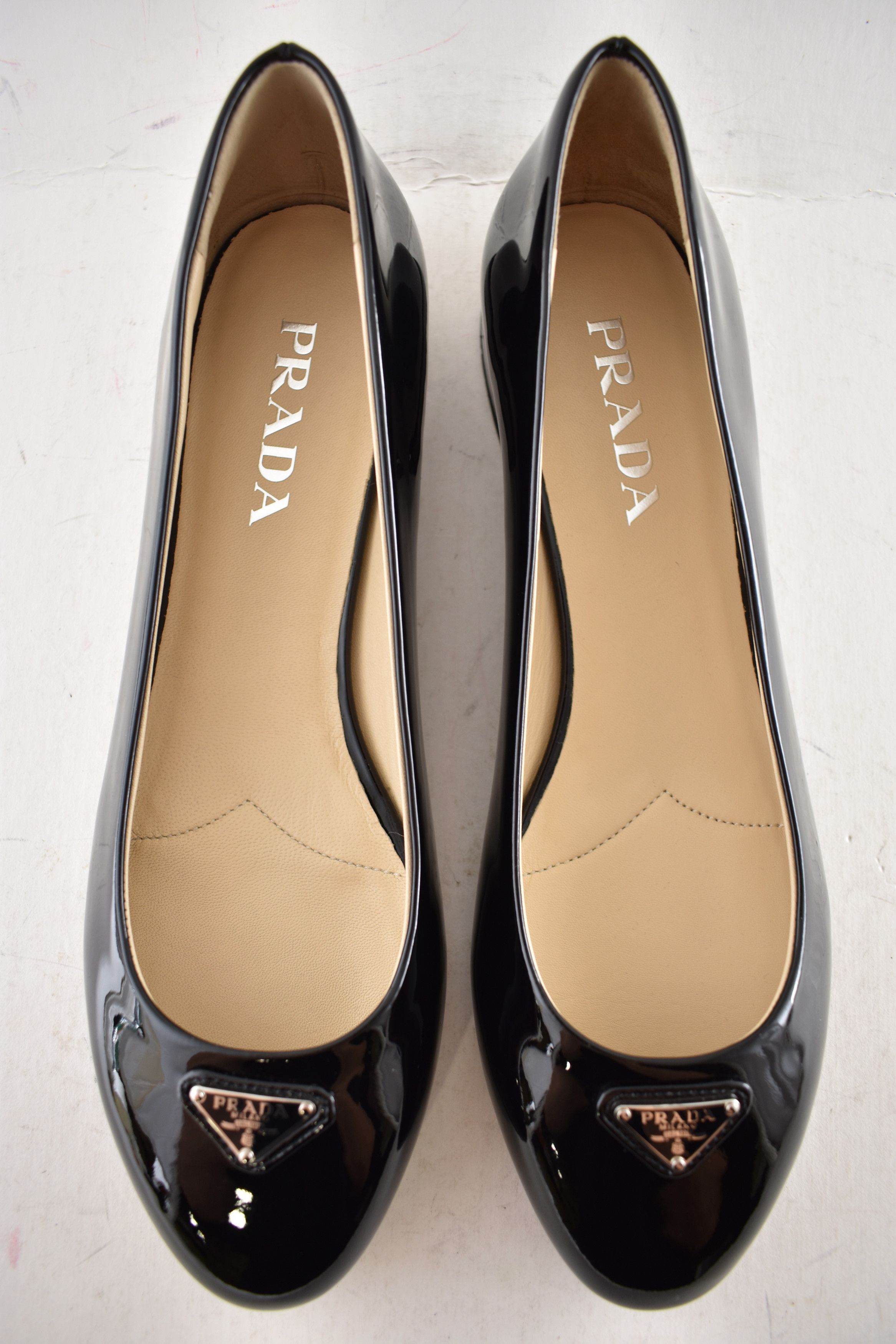 Prada Prada Patent Logo Classic Round Ballerina Ballet Flat 39 Size US 9 / IT 39 - 12 Thumbnail