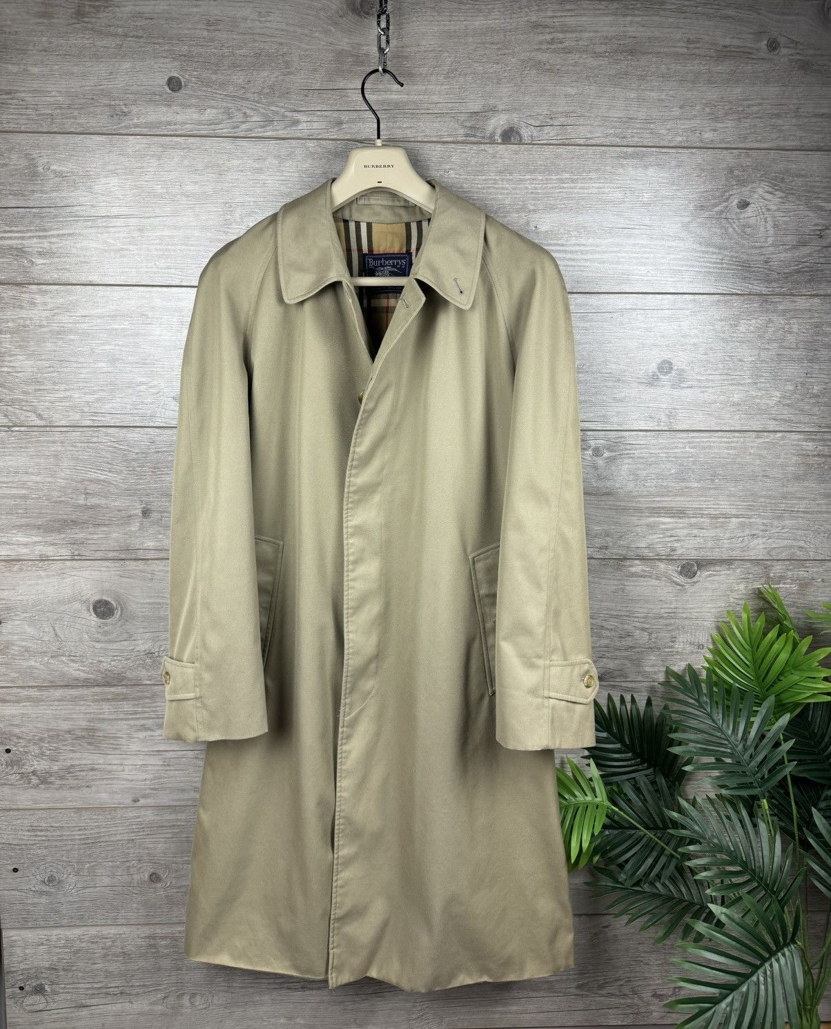 Burberry TRENCH BURBERRYS RARE VINTAGE SIZE 50 MADE IN ENGLAND 🏴󠁧󠁢󠁥󠁮󠁧󠁿 Size US L / EU 52-54 / 3 - 5 Thumbnail
