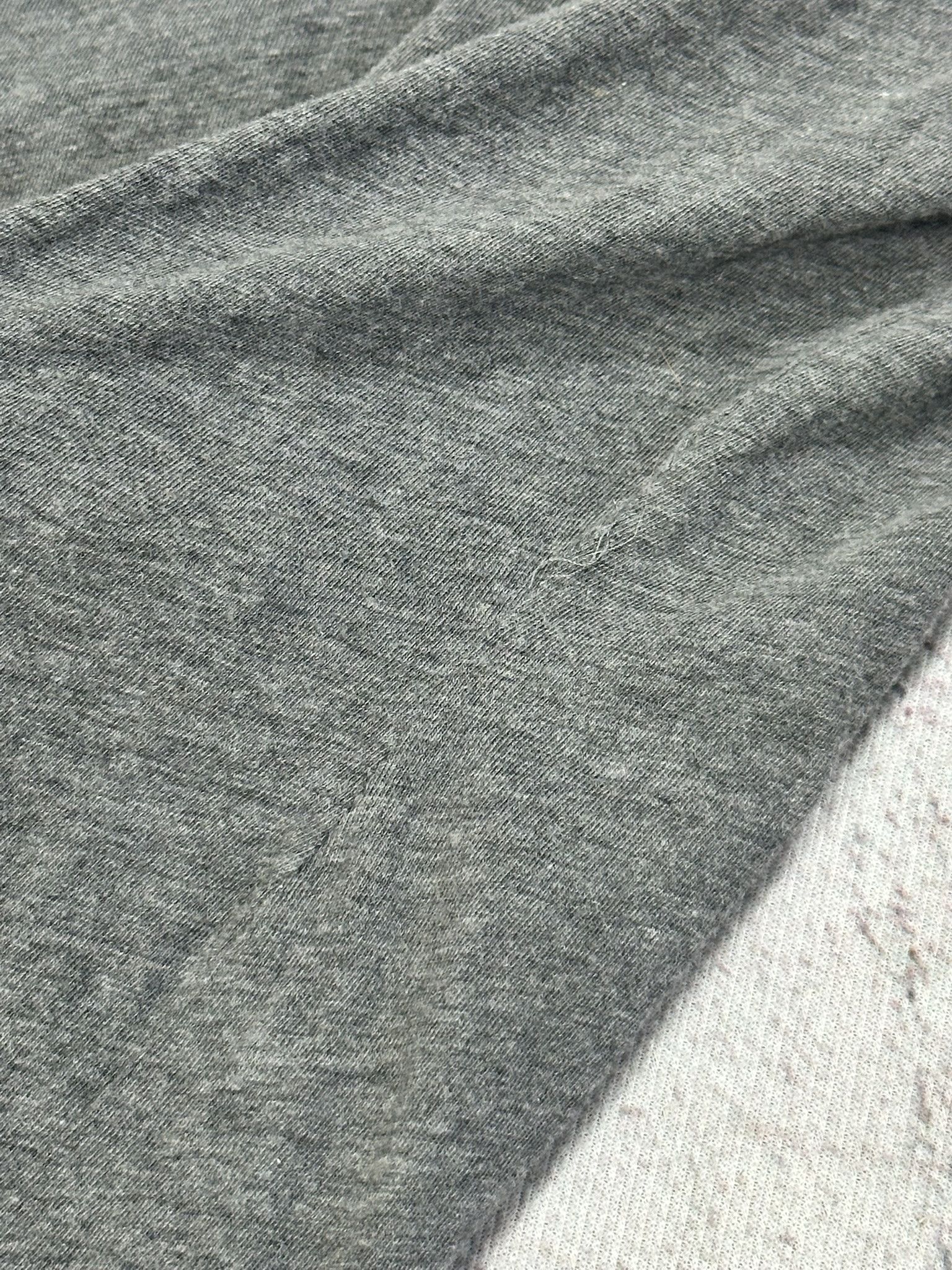 Gucci Gucci T-Shirt Vintage Made in Italy Logo Print Classic Gray Size S / US 4 / IT 40 - 5 Thumbnail