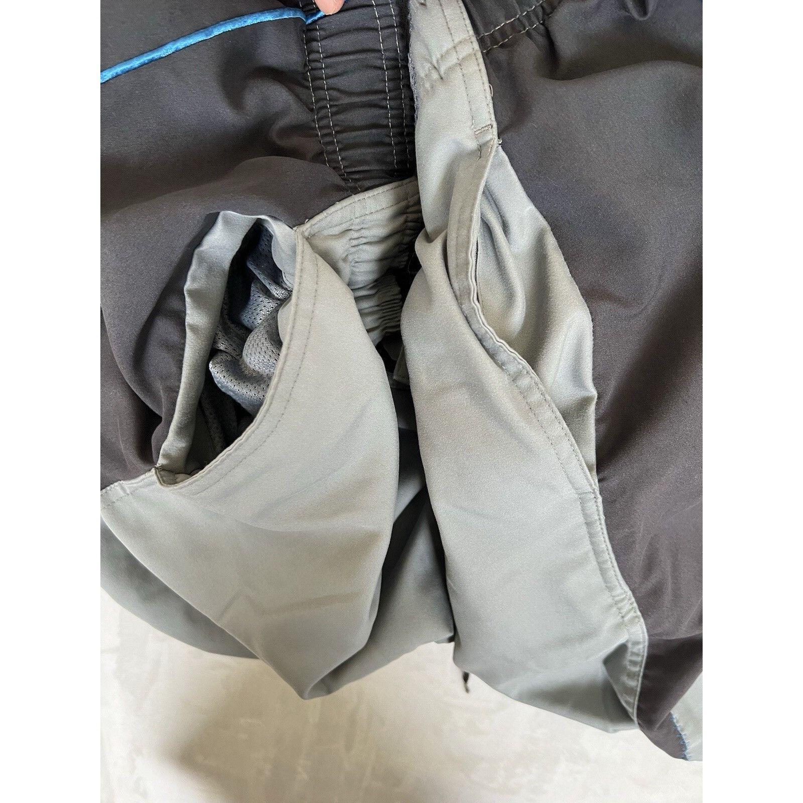 Nike Vintage Nike Swim Trunk Shorts Size Large Gray Blue Y2K Surf Size US 34 / EU 50 - 10 Thumbnail