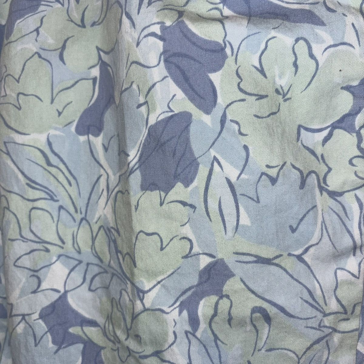 Gloria Vanderbilt Gloria Vanderbilt Pastel Blue & Green Floral Capri Pants Size 28" / US 6 / IT 42 - 4 Thumbnail